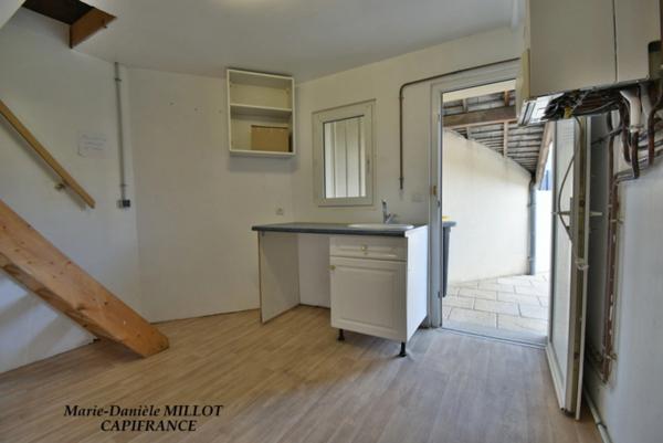 Maison à vendre de PLAIN PIED DE 115 M² DE 6 pièces BONCHAMP LES LAVAL (53)