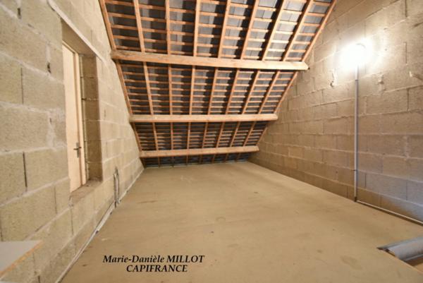 Maison à vendre de PLAIN PIED DE 115 M² DE 6 pièces BONCHAMP LES LAVAL (53)