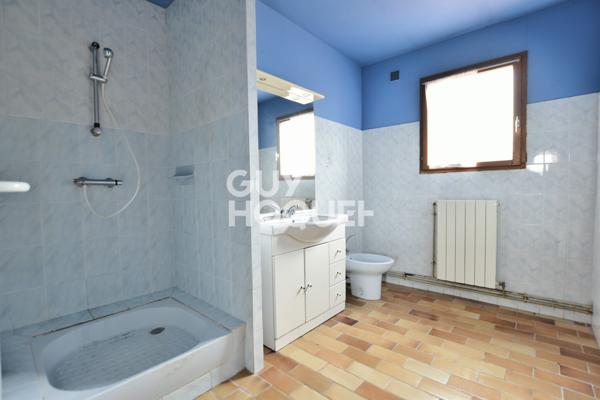 MAISON AVEC GARAGE ET JARDIN