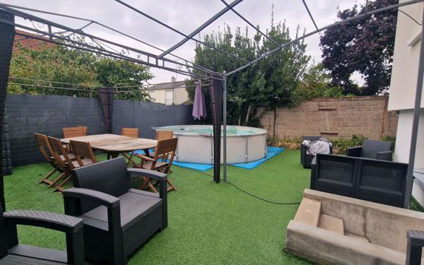 Maison à vendre    5 pièces •  Fleury-les-Aubrais