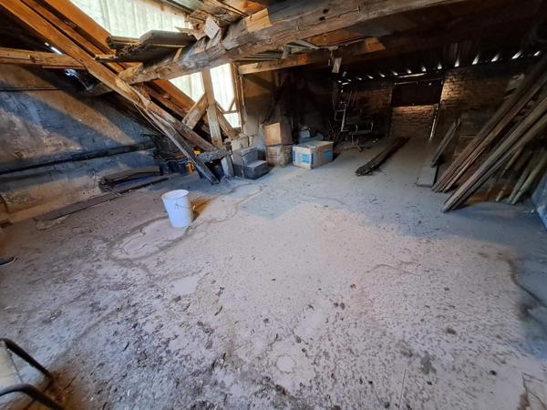 Maison rue du jard à rénover complètement de 248 m2 de surface au sol