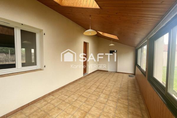 Tout le confort du plain-pied au cœur du bourg !