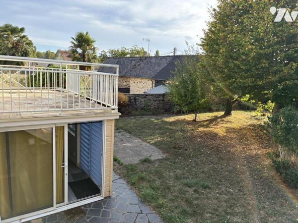 MONTSURS - Maison