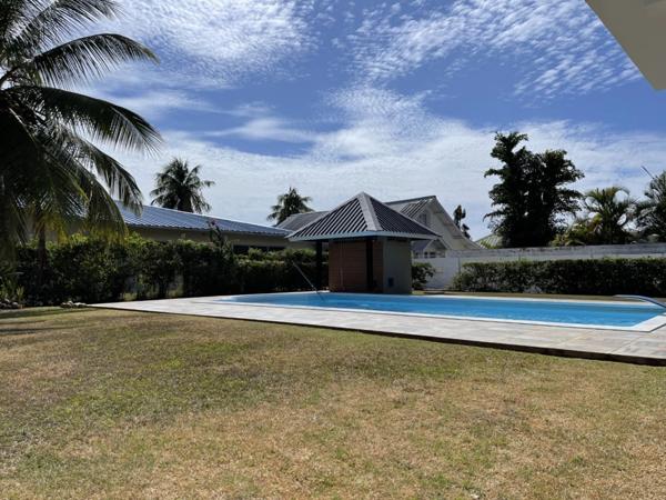 Dpt Guyane (973), à vendre KOUROU exceptionnelle maison bourgeoise, très bien située près du lac diable
