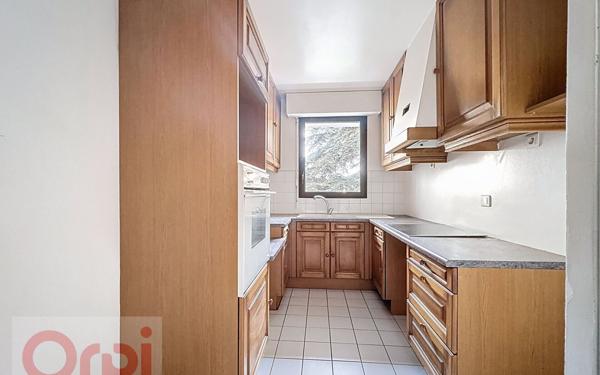 Appartement à vendre    4 pièces • 100 m2 Châtillon