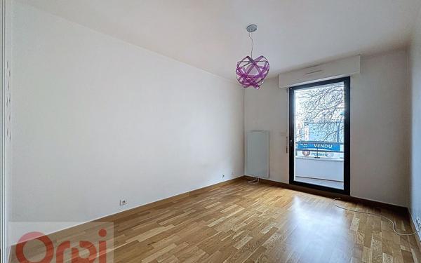 Appartement à vendre    4 pièces • 100 m2 Châtillon