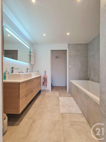 Maison à vendre  9 pièces - 270 m2 CERGY - 95