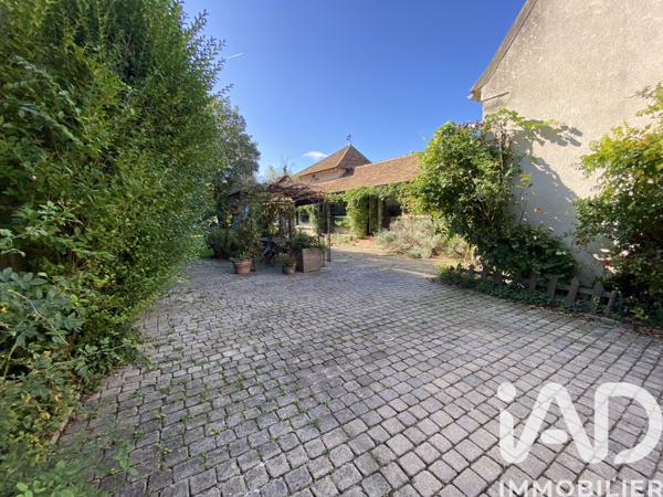 Maison à vendre 7 pièces 186 m² Saint-Fargeau-Ponthierry