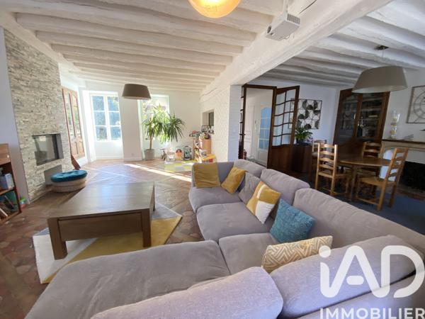 Maison à vendre 7 pièces 186 m² Saint-Fargeau-Ponthierry