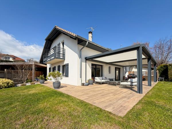 A VENDRE GEX – Maison T6 entièrement rénovée 142m2