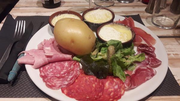 Fonds de commerce à vendre SAINT LARY SOULAN (65)