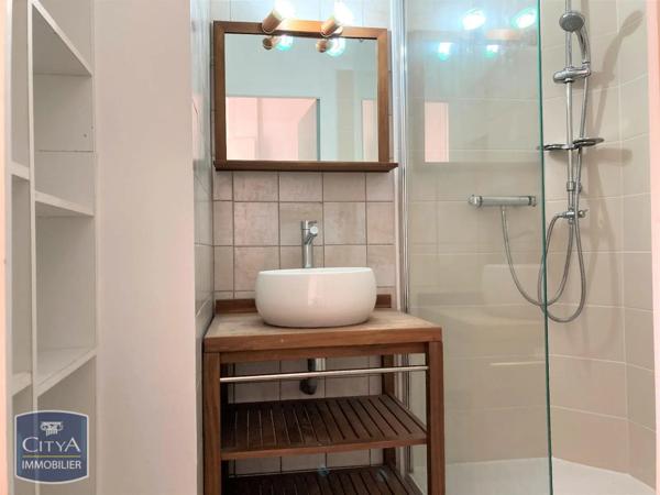 Appartement à louer 3 pièces 64.36m² Limoges (87000)