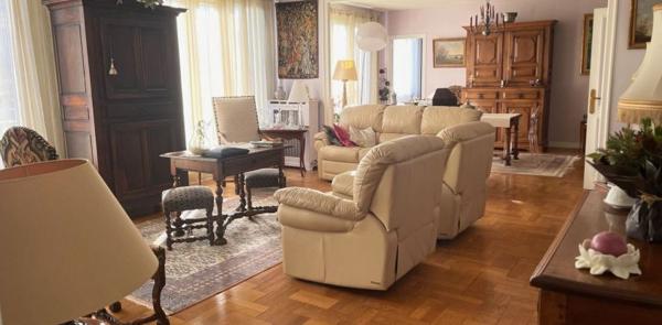 Appartement 5 pièces de 179 m² à Limoges (87000)