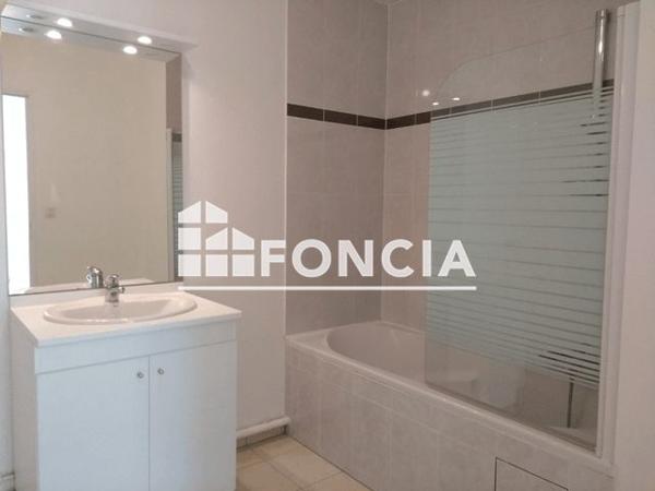 Location Appartement 3 pièces 63.56 m² - 2 RUE DU GAL DE BOISSIEU Chartres 28000