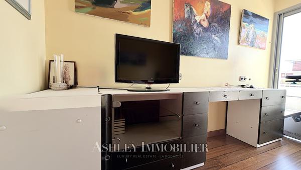 À VENDRE - APPARTEMENT DE STANDING DERNIER ÉTAGE AVEC TERRASSE PANORAMIQUE - QUARTIER MEDIATHEQUE LA ROCHELLE