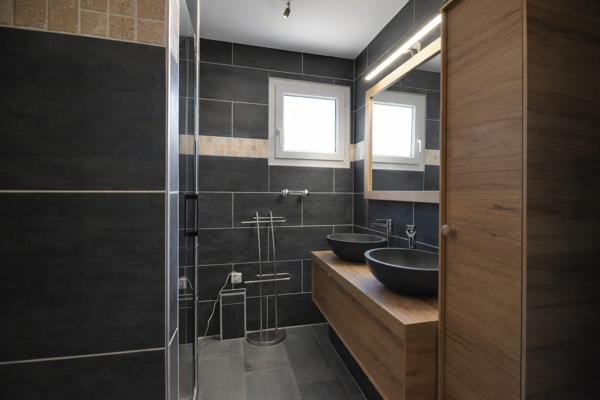 Reignier-Ésery – T3 rénové avec jardin, garage, commerces et gare à pied