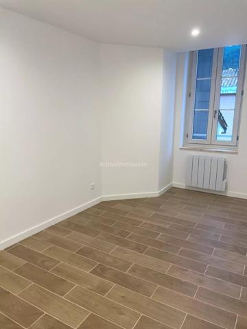 Location                                                      Appartement
                        
                     3 pièces                      68 m2                     à Digne-les-Bains