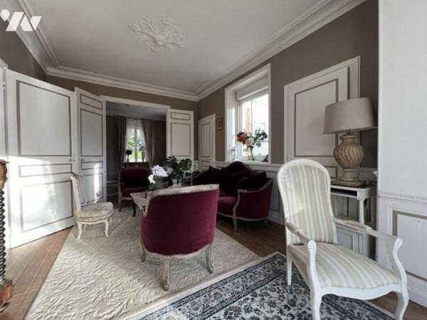 ETABLES-SUR-MER PROPRIETE SUR PARC AVEC PISCINE PROCHE PLAGE ET COMMERCES DANS QUARTIER RESIDENTIEL