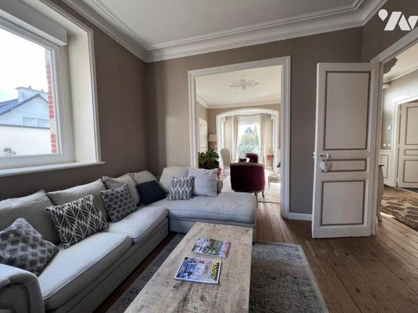 ETABLES-SUR-MER PROPRIETE SUR PARC AVEC PISCINE PROCHE PLAGE ET COMMERCES DANS QUARTIER RESIDENTIEL