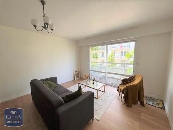 Appartement à louer 3 pièces 72.8m²