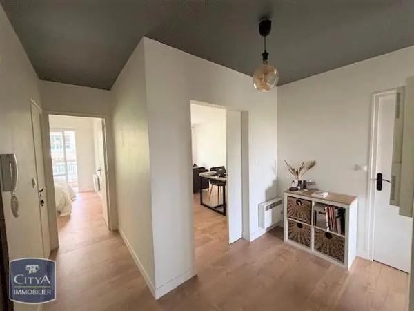 Appartement à louer 3 pièces 72.8m²