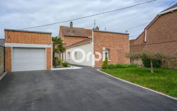 Maison à vendre    4 pièces •  Estaires