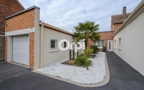 Maison à vendre    4 pièces •  Estaires