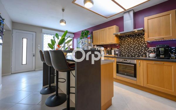 Maison à vendre    4 pièces •  Estaires