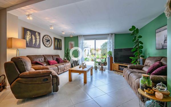 Maison à vendre    4 pièces •  Estaires