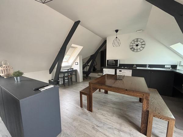 Belle contemporaine , Segre
