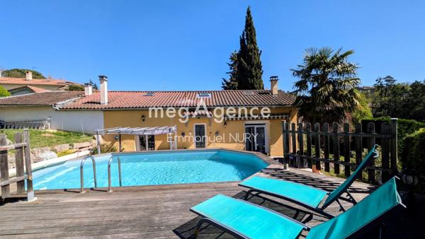 Maison à Charbonnières-les-Bains, 69260 - 4 pièces 110m²