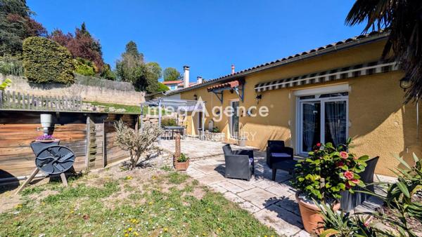 Maison à Charbonnières-les-Bains, 69260 - 4 pièces 110m²