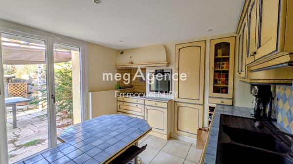 Maison à Charbonnières-les-Bains, 69260 - 4 pièces 110m²