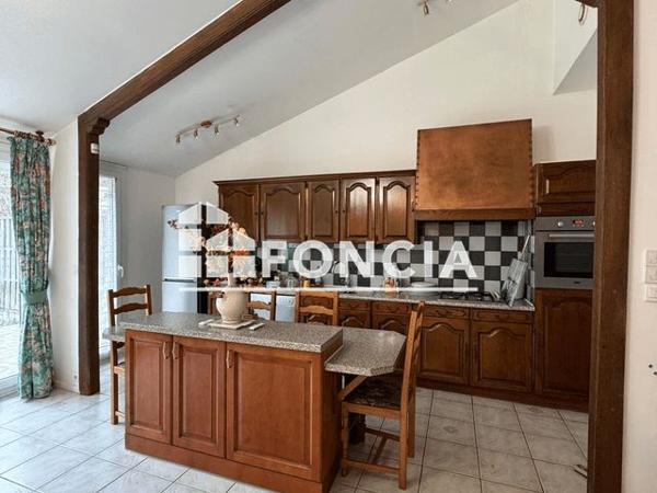 À vendre Maison 4 pièces 78.55 m² - Savigny-le-temple 77176