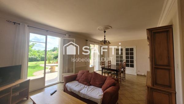 PAVILLON TRADITIONNEL 4CH SOUS-SOL ET GARAGE