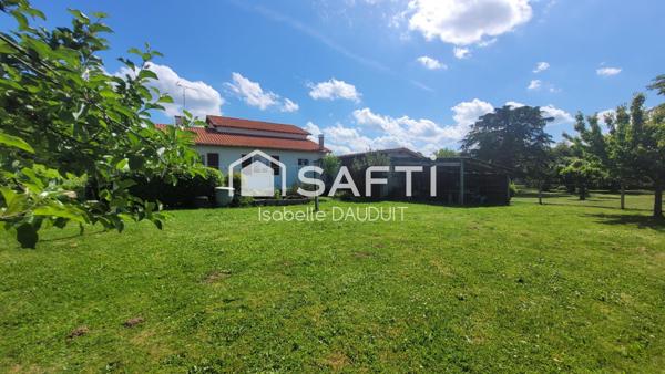 PAVILLON TRADITIONNEL 4CH SOUS-SOL ET GARAGE