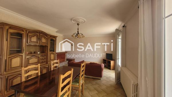 PAVILLON TRADITIONNEL 4CH SOUS-SOL ET GARAGE