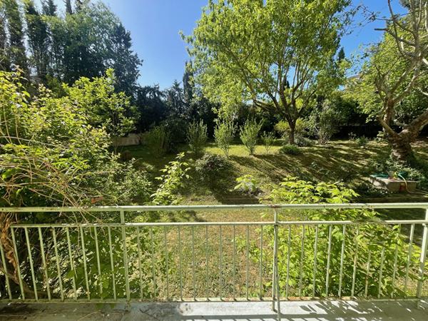 Appartement Aix En Provence 6 pièce(s) 99m2