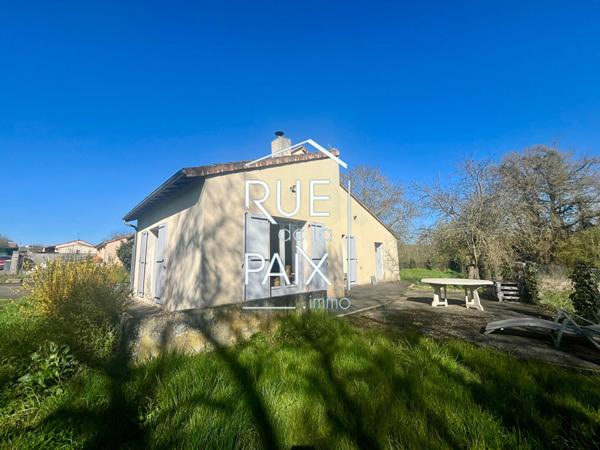 79600 LOUIN Maison plain pied LOUIN