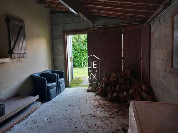 79600 LOUIN Maison plain pied LOUIN