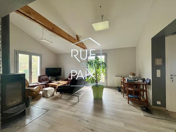 79600 LOUIN Maison plain pied LOUIN