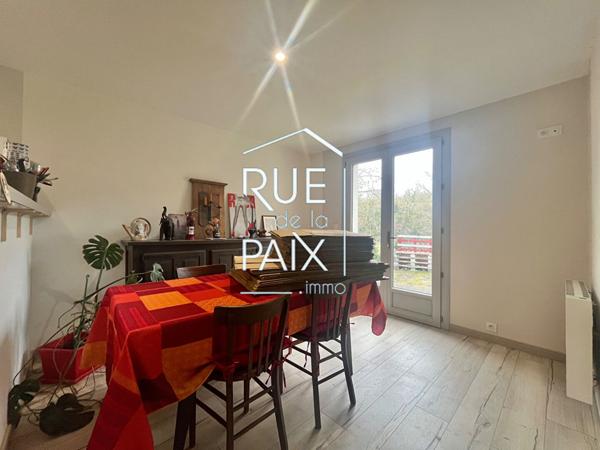 79600 LOUIN Maison plain pied LOUIN