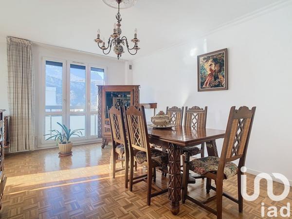 Apartment for sale 3 rooms 79 m² Le Pont-de-Claix