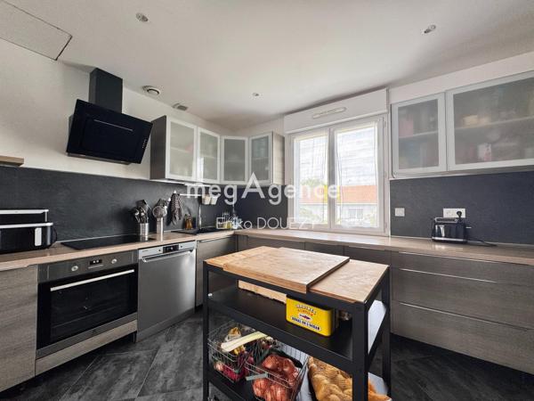 Maison à CHOLET, 49300 - 5 pièces 130m²