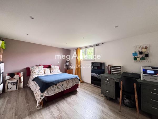 Maison à CHOLET, 49300 - 5 pièces 130m²