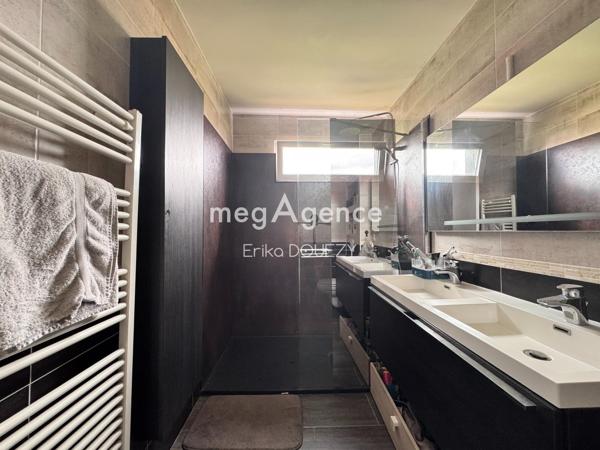 Maison à CHOLET, 49300 - 5 pièces 130m²