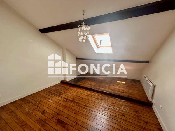 Location Appartement 4 pièces 85.8 m² - 42 RUE ALEXANDRE BOUTIN Villeurbanne 69100