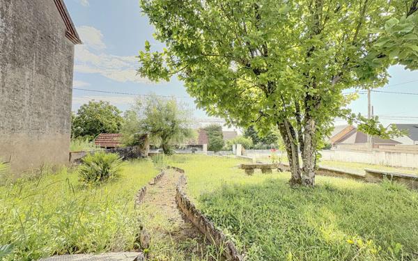 Maison à vendre    5 pièces • 144 m2 Athée