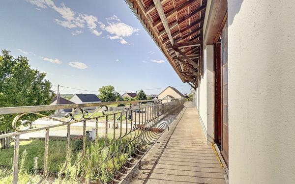 Maison à vendre    5 pièces • 144 m2 Athée