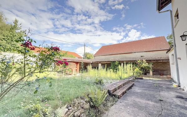 Maison à vendre    5 pièces • 144 m2 Athée